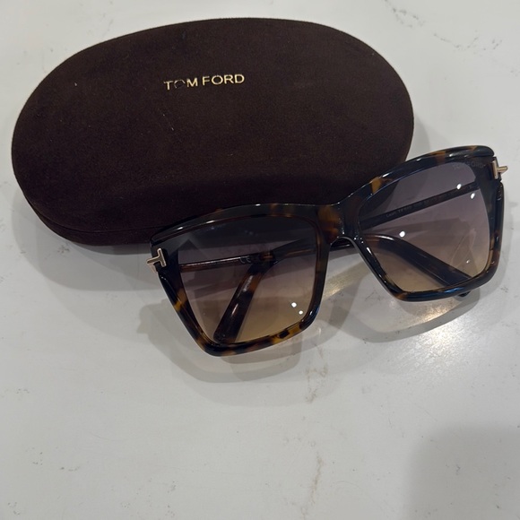 Tom Ford Brown Tortoise Sunglasses